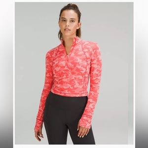 NWOT $108 RULU RUN CROPPED HALF ZIP, 4